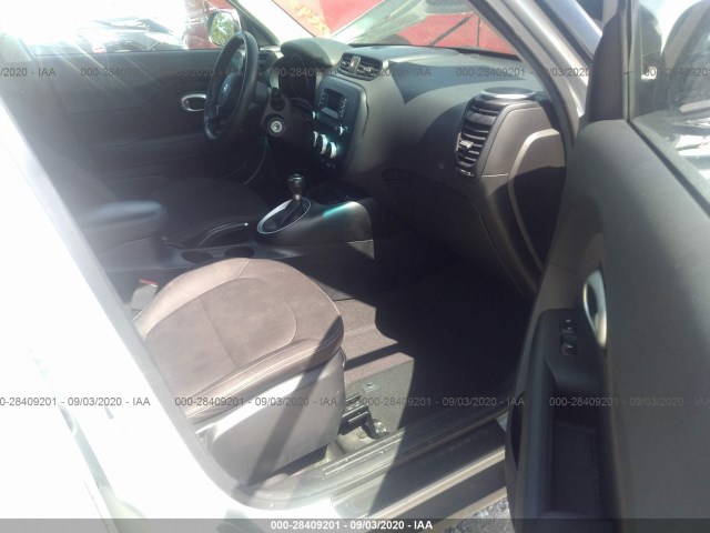 Photo 4 VIN: KNDJN2A27F7791533 - KIA SOUL 