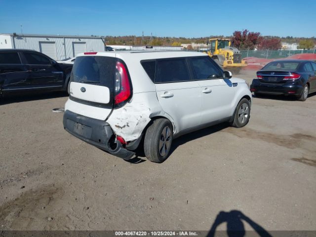 Photo 3 VIN: KNDJN2A27G7288358 - KIA SOUL 