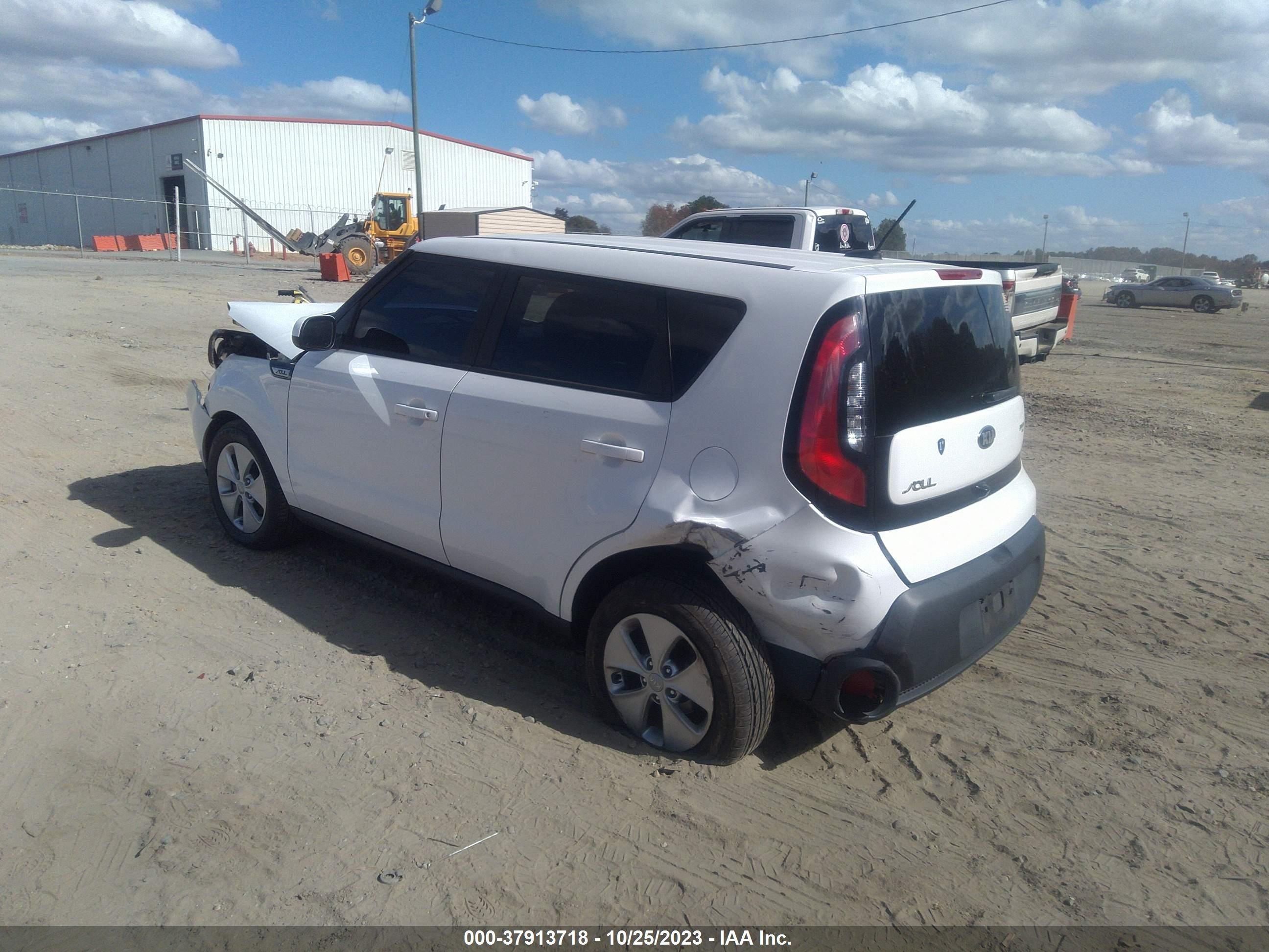 Photo 2 VIN: KNDJN2A27G7336764 - KIA SOUL 