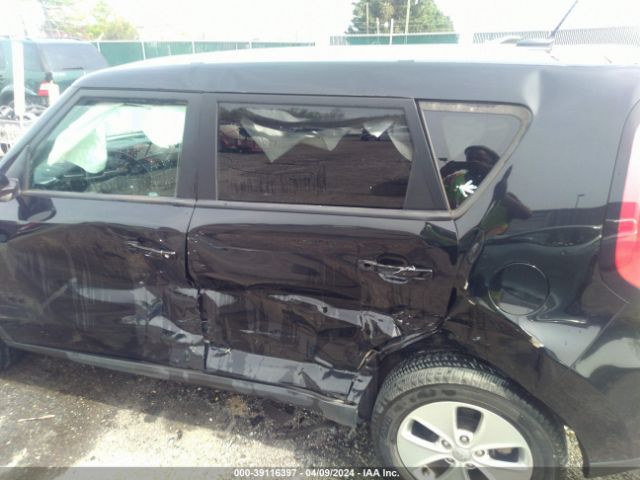 Photo 5 VIN: KNDJN2A27G7383602 - KIA SOUL 