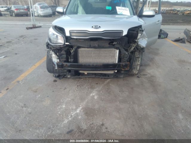 Photo 5 VIN: KNDJN2A27H7467176 - KIA SOUL 