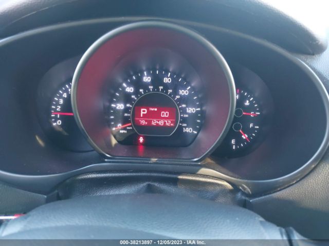 Photo 6 VIN: KNDJN2A27H7496208 - KIA SOUL 