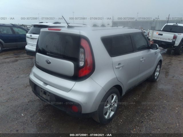 Photo 3 VIN: KNDJN2A27J7547468 - KIA SOUL 