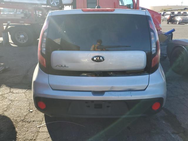 Photo 5 VIN: KNDJN2A27J7562780 - KIA SOUL 