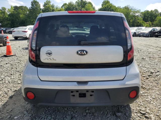 Photo 5 VIN: KNDJN2A27J7607443 - KIA SOUL 