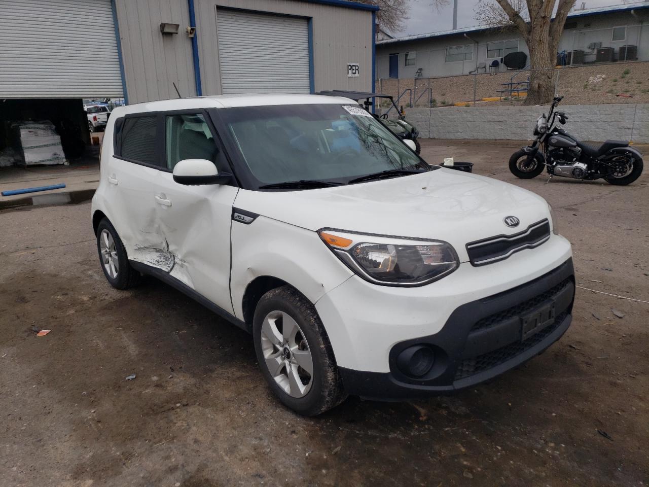 Photo 3 VIN: KNDJN2A27J7905510 - KIA SOUL 