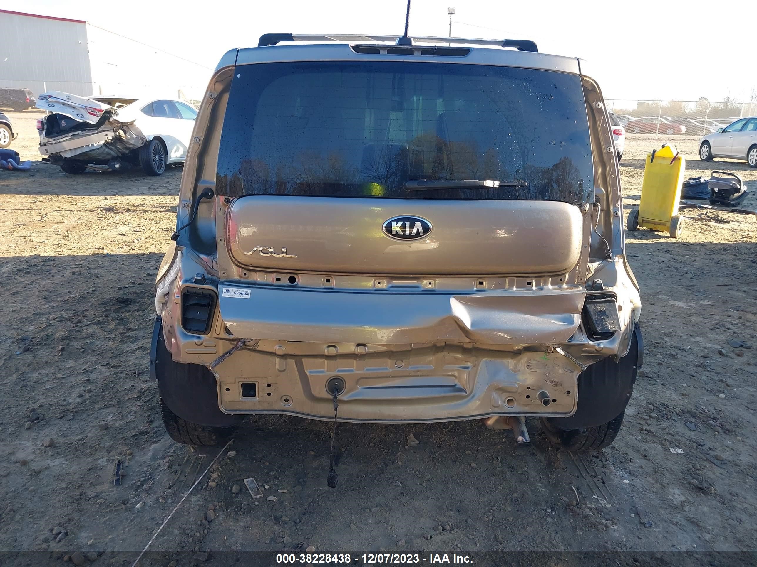 Photo 5 VIN: KNDJN2A27K7003845 - KIA SOUL 