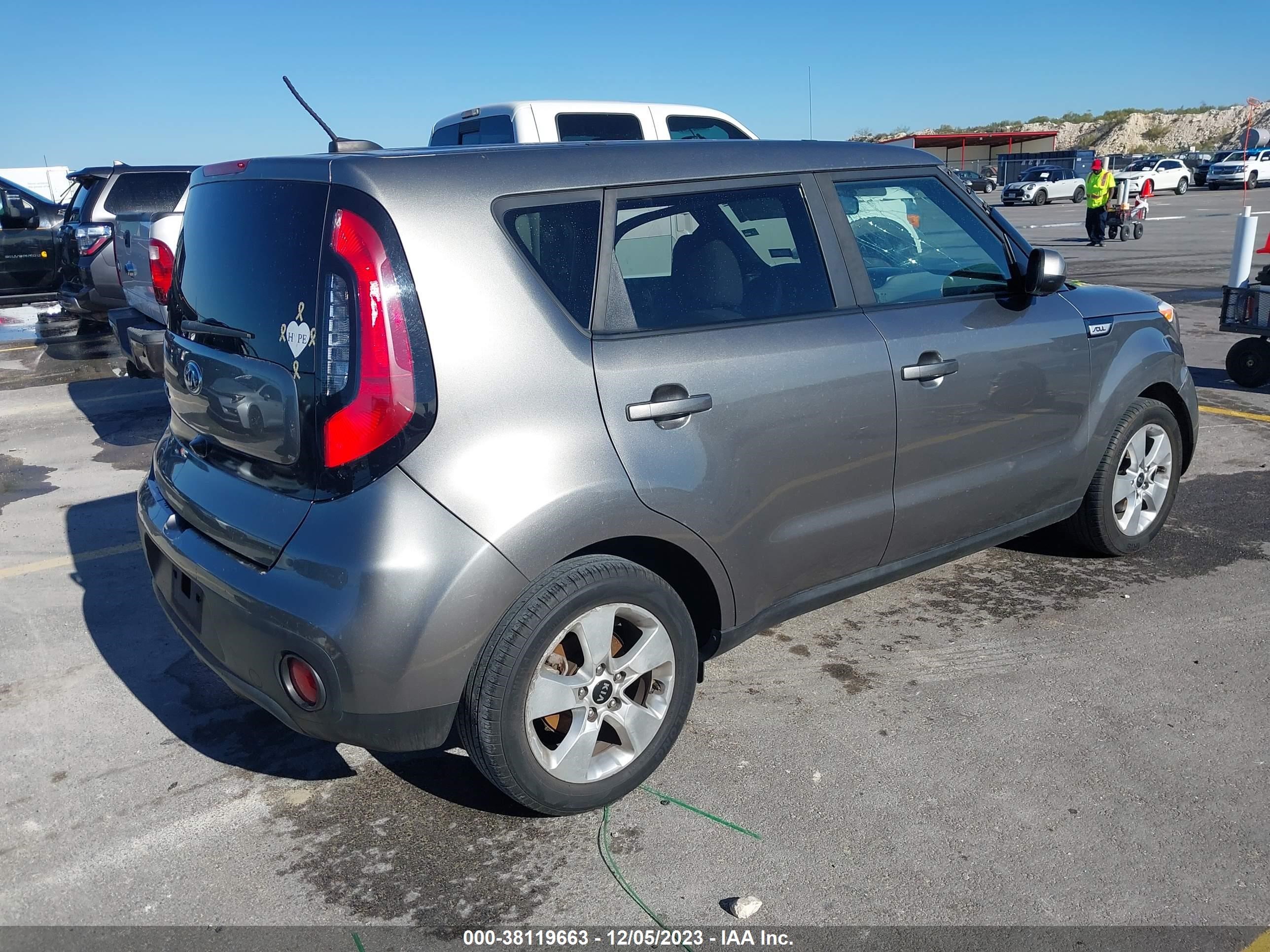 Photo 3 VIN: KNDJN2A27K7012352 - KIA SOUL 