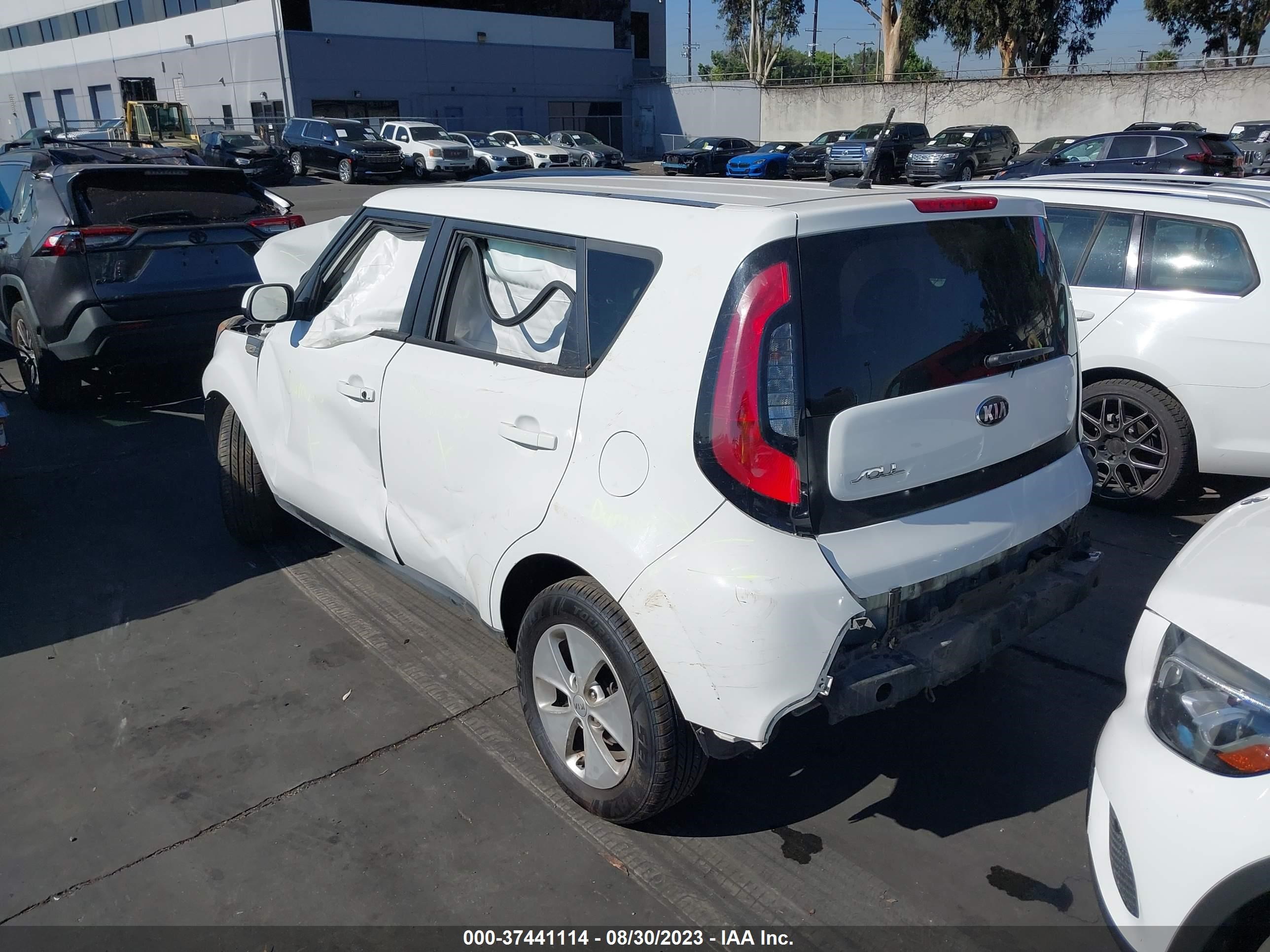 Photo 2 VIN: KNDJN2A28E7009058 - KIA SOUL 