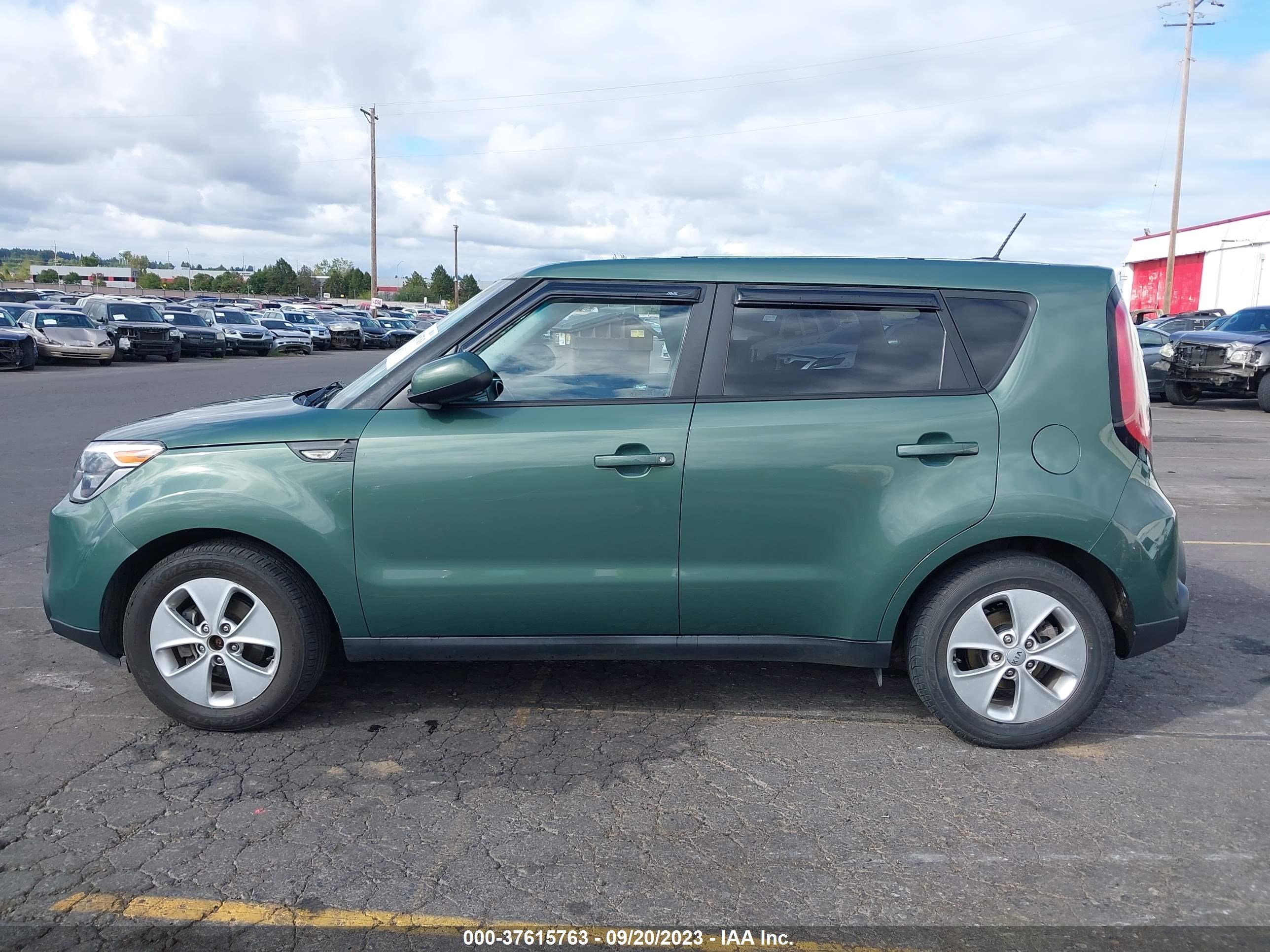 Photo 13 VIN: KNDJN2A28E7037197 - KIA SOUL 