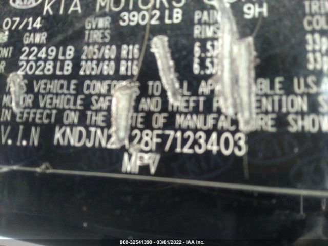 Photo 8 VIN: KNDJN2A28F7123403 - KIA SOUL 