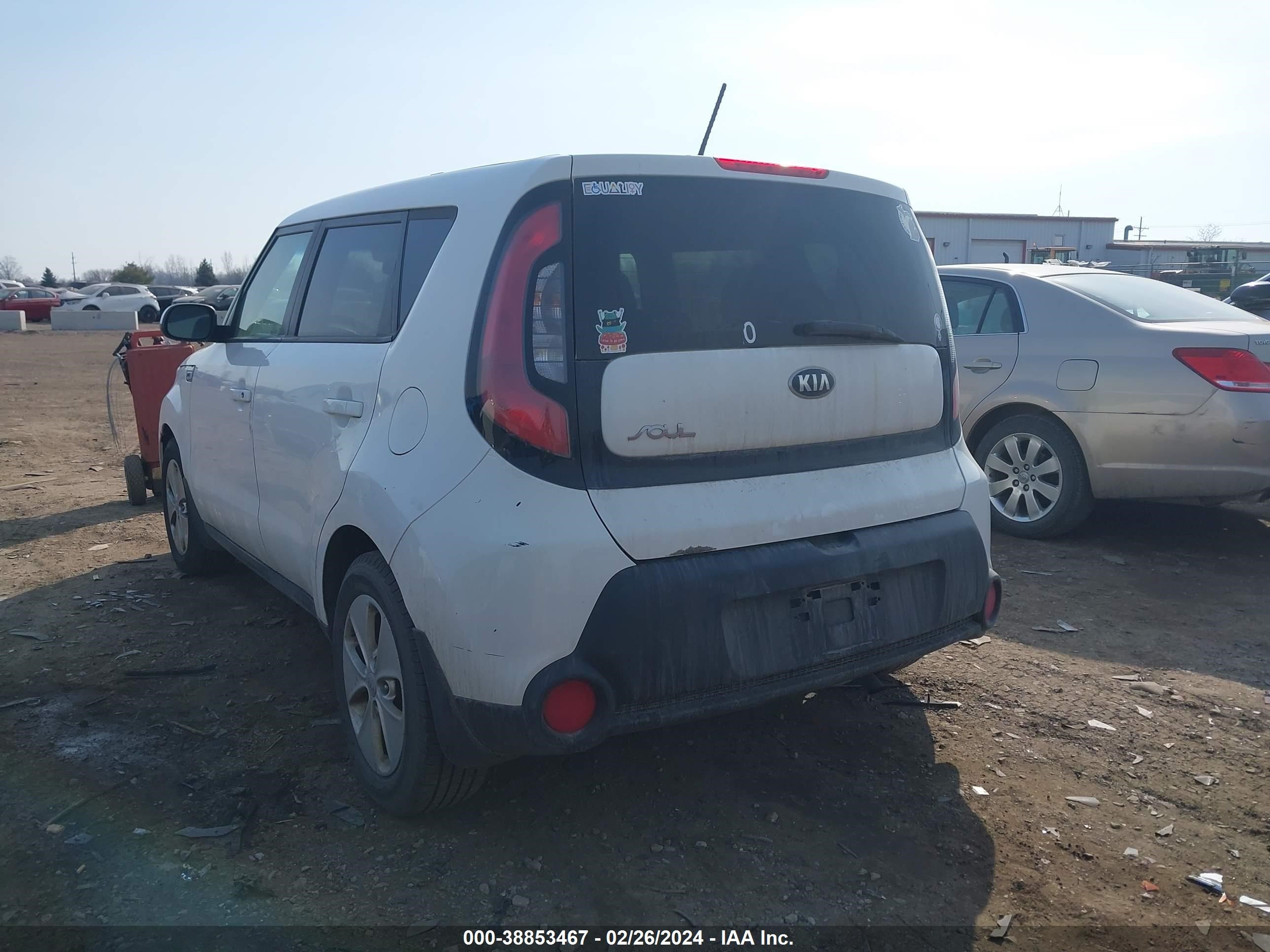 Photo 2 VIN: KNDJN2A28F7141271 - KIA SOUL 