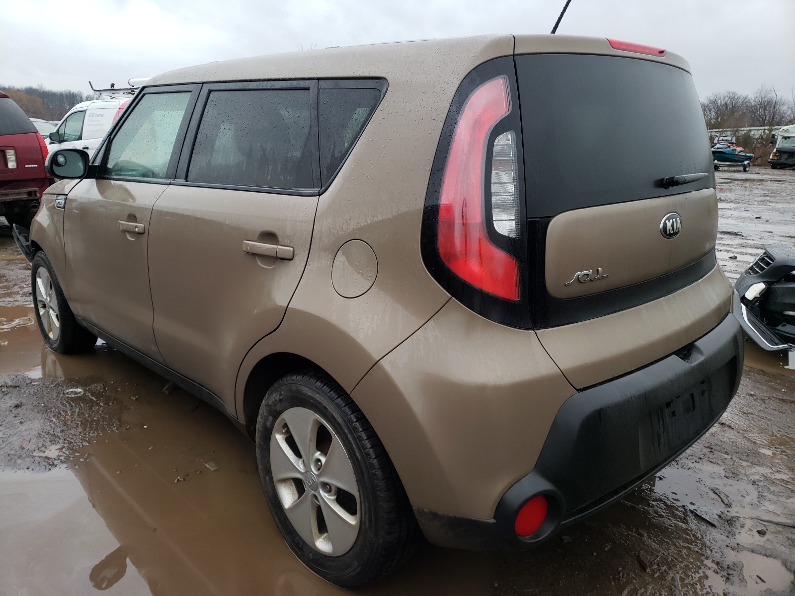 Photo 2 VIN: KNDJN2A28F7167465 - KIA SOUL 