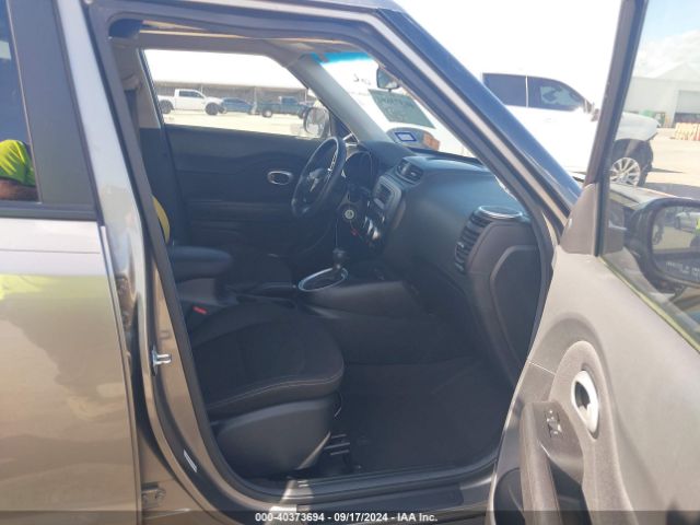 Photo 4 VIN: KNDJN2A28F7175565 - KIA SOUL 