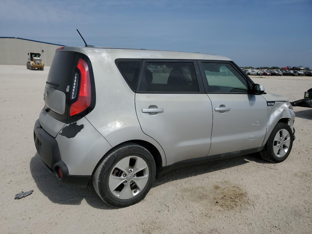 Photo 2 VIN: KNDJN2A28F7808856 - KIA SOUL 