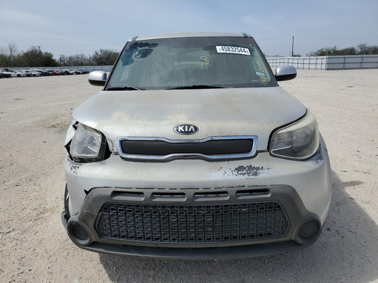 Photo 4 VIN: KNDJN2A28F7808856 - KIA SOUL 