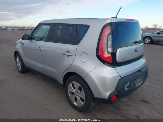 Photo 2 VIN: KNDJN2A28F7813233 - KIA SOUL 