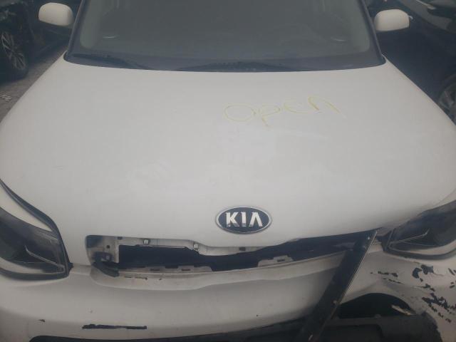 Photo 6 VIN: KNDJN2A28G7318810 - KIA SOUL 