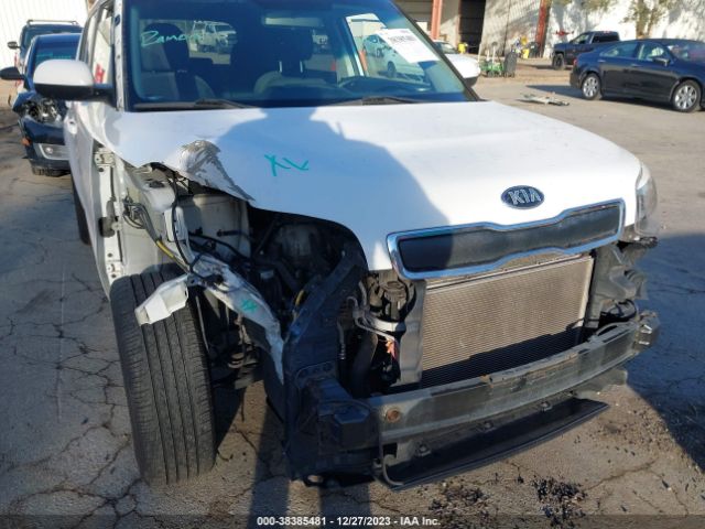 Photo 5 VIN: KNDJN2A28G7330553 - KIA SOUL 