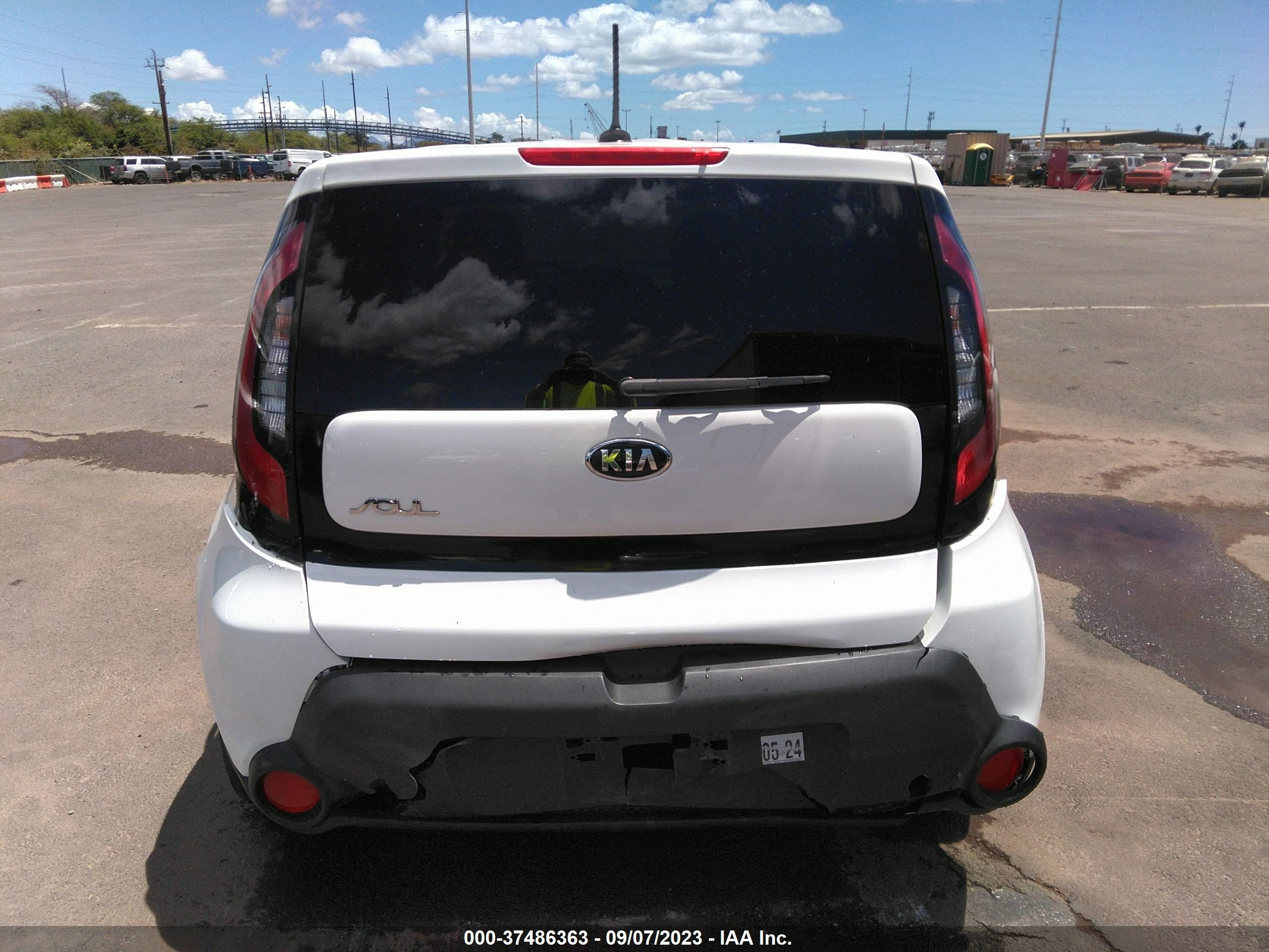 Photo 15 VIN: KNDJN2A28G7389912 - KIA SOUL 