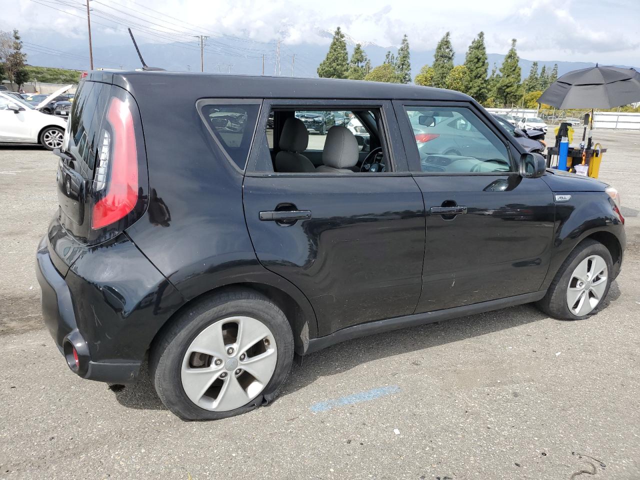 Photo 2 VIN: KNDJN2A28G7392681 - KIA SOUL 