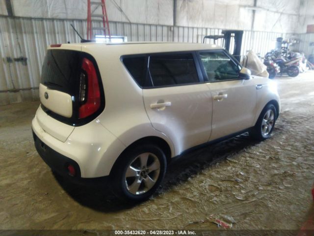 Photo 3 VIN: KNDJN2A28H7471124 - KIA SOUL 