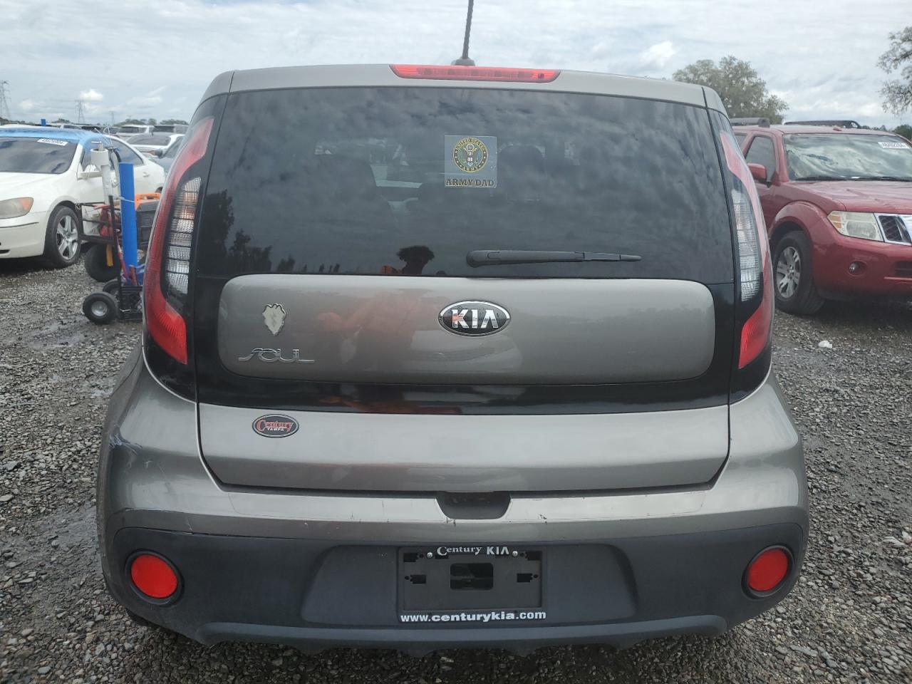 Photo 5 VIN: KNDJN2A28H7495830 - KIA SOUL 