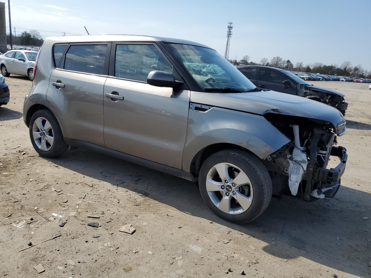 Photo 3 VIN: KNDJN2A28H7501450 - KIA SOUL 