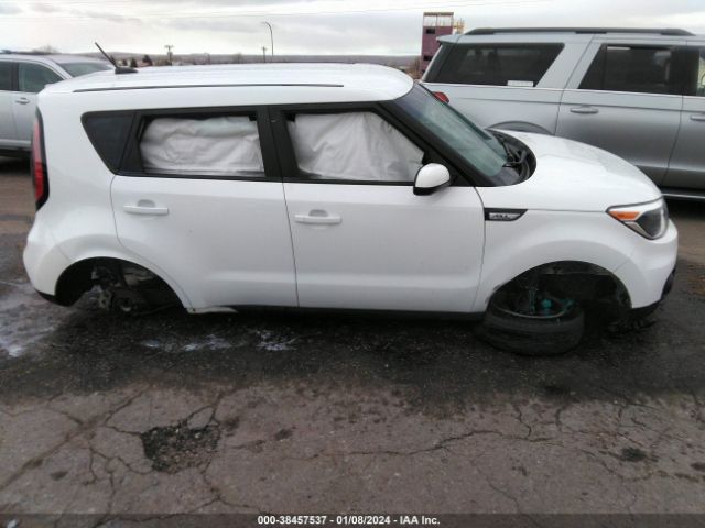 Photo 5 VIN: KNDJN2A28J7536799 - KIA SOUL 