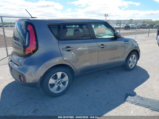 Photo 3 VIN: KNDJN2A28J7546961 - KIA SOUL 