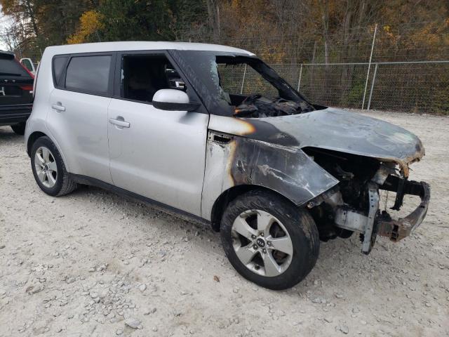 Photo 3 VIN: KNDJN2A28J7565025 - KIA SOUL 