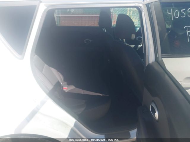 Photo 7 VIN: KNDJN2A28J7567812 - KIA SOUL 