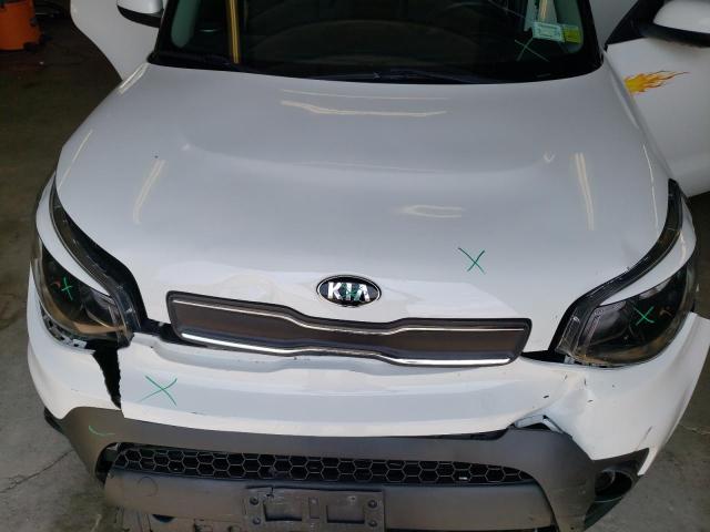 Photo 11 VIN: KNDJN2A28J7570211 - KIA SOUL 