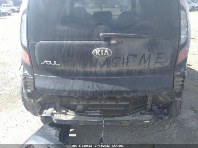 Photo 5 VIN: KNDJN2A28J7581709 - KIA SOUL 