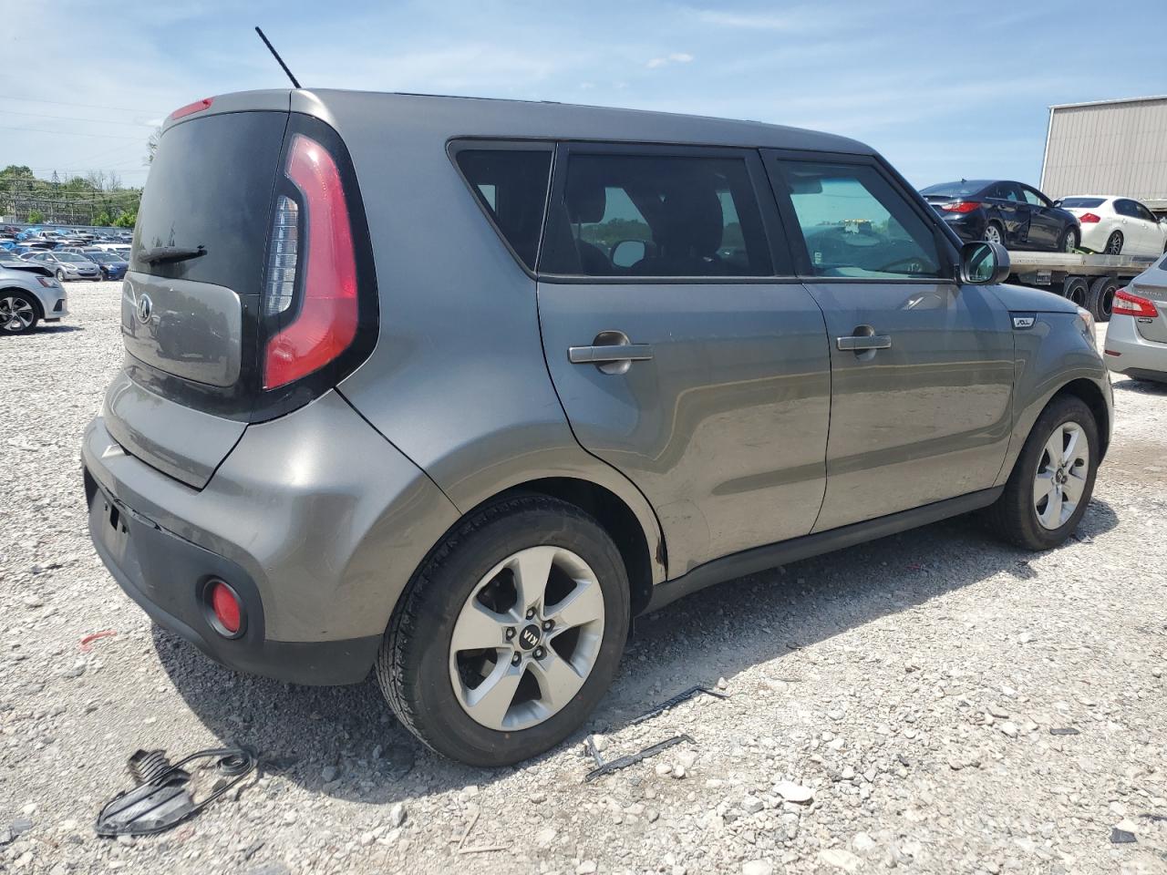 Photo 2 VIN: KNDJN2A28J7589468 - KIA SOUL 