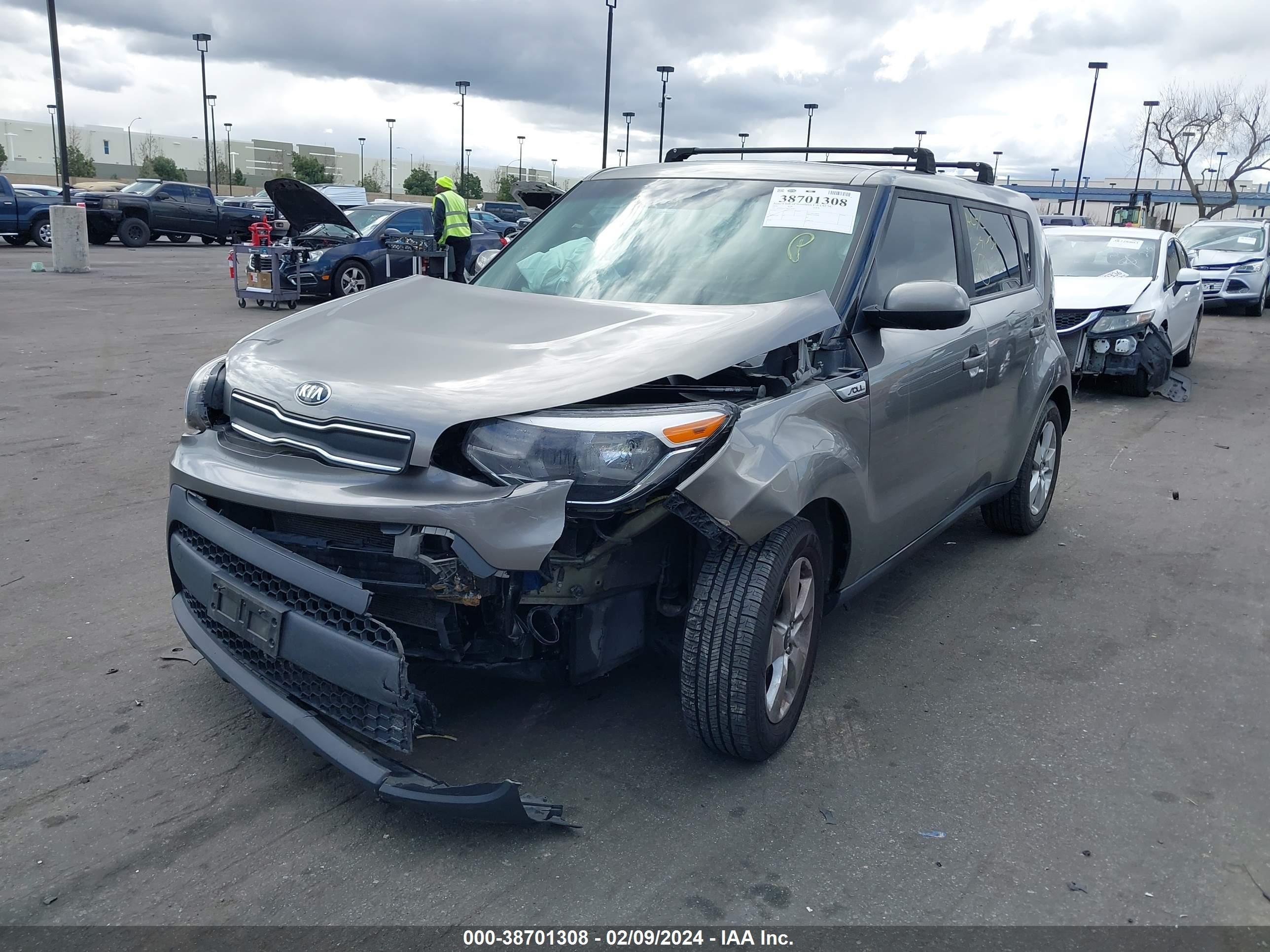 Photo 1 VIN: KNDJN2A28J7614921 - KIA SOUL 