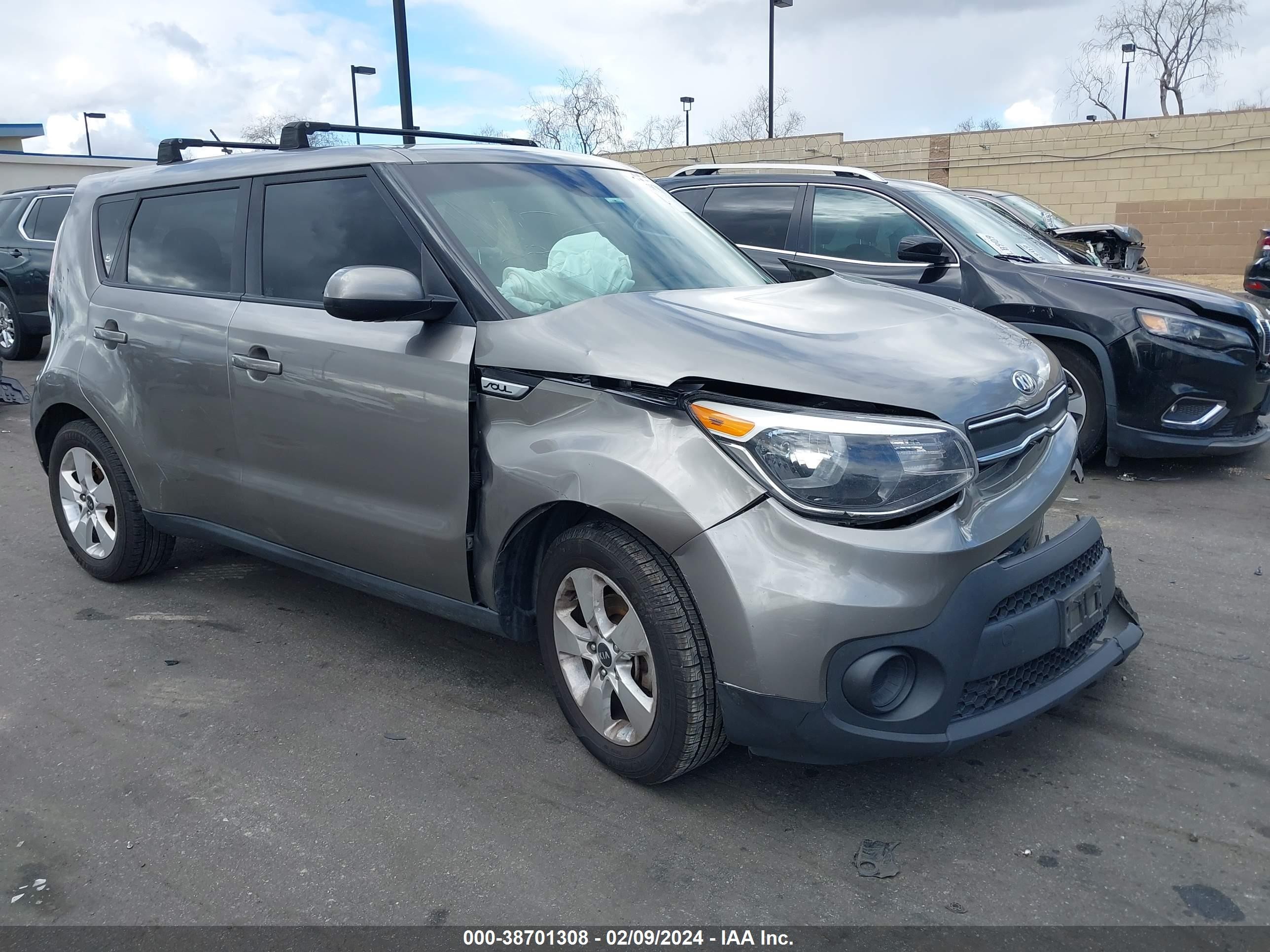 Photo 12 VIN: KNDJN2A28J7614921 - KIA SOUL 