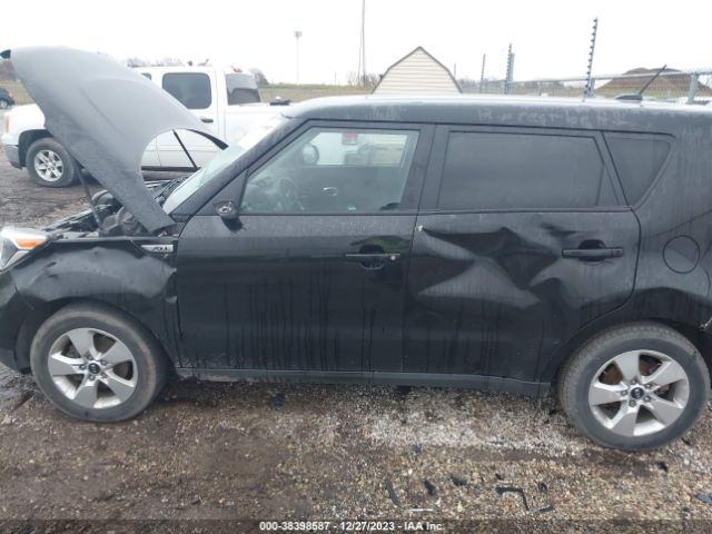 Photo 5 VIN: KNDJN2A28J7893805 - KIA SOUL 