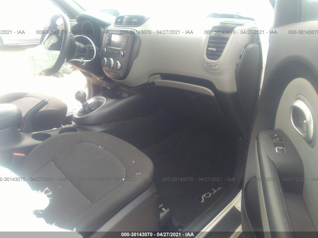 Photo 4 VIN: KNDJN2A28K7912578 - KIA SOUL 