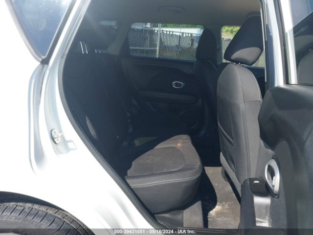 Photo 7 VIN: KNDJN2A29E7011823 - KIA SOUL 