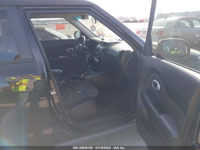 Photo 4 VIN: KNDJN2A29E7045504 - KIA SOUL 