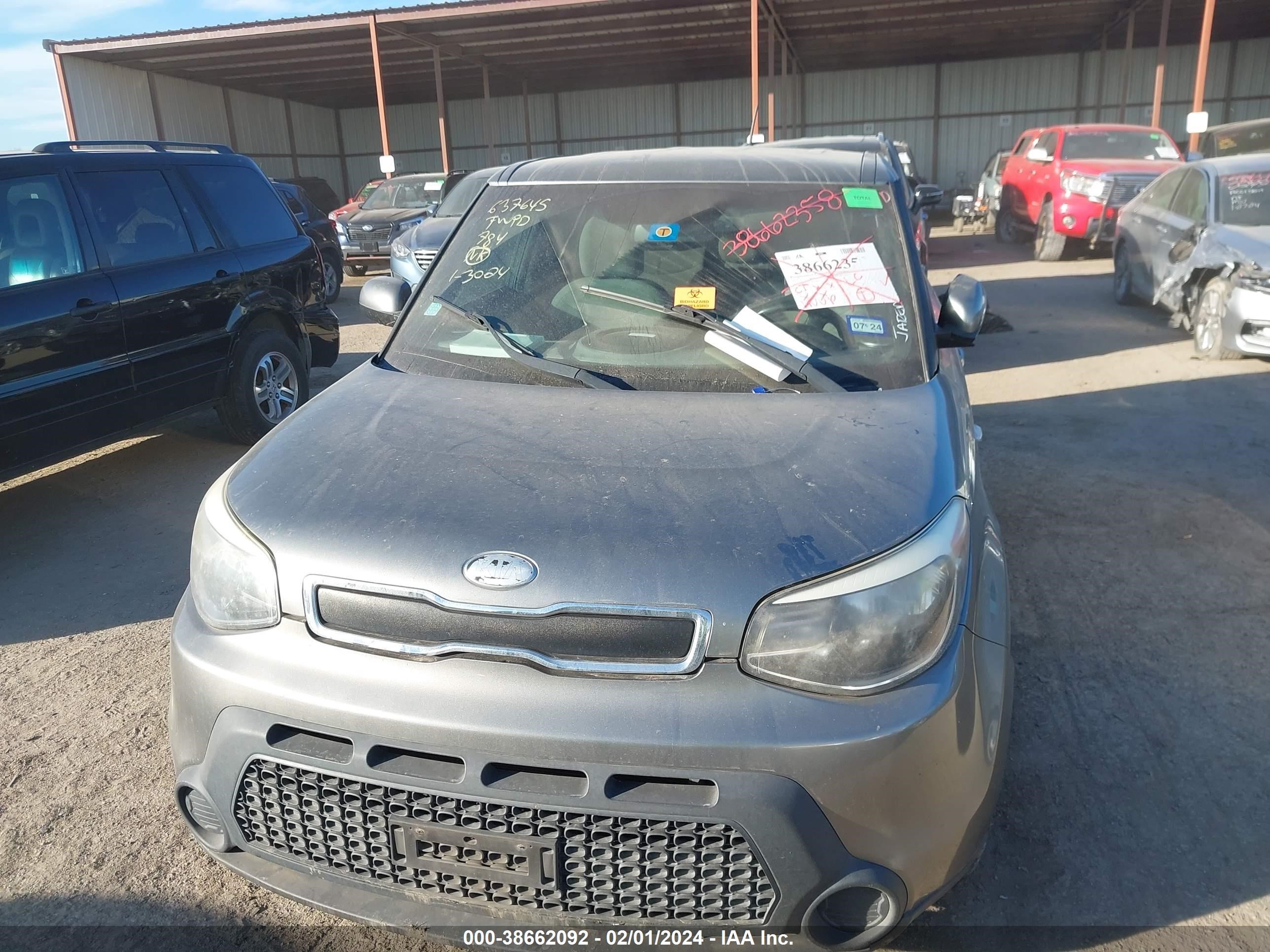 Photo 5 VIN: KNDJN2A29E7093357 - KIA SOUL 