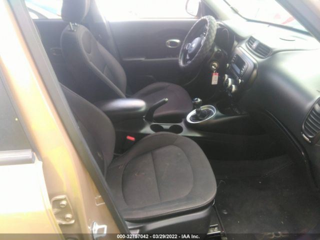 Photo 4 VIN: KNDJN2A29F7137990 - KIA SOUL 