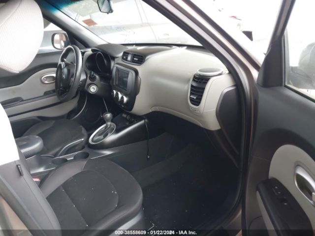 Photo 4 VIN: KNDJN2A29F7222361 - KIA SOUL 