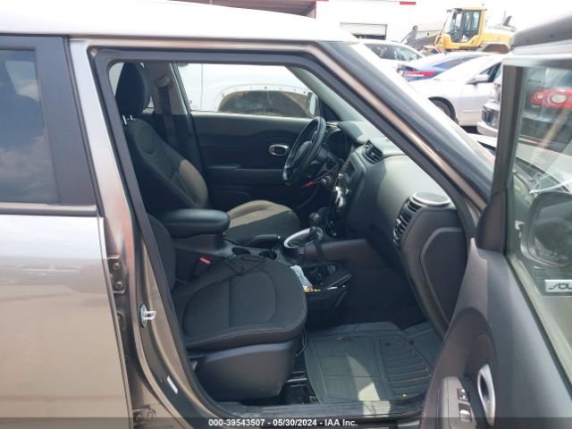 Photo 4 VIN: KNDJN2A29F7231156 - KIA SOUL 