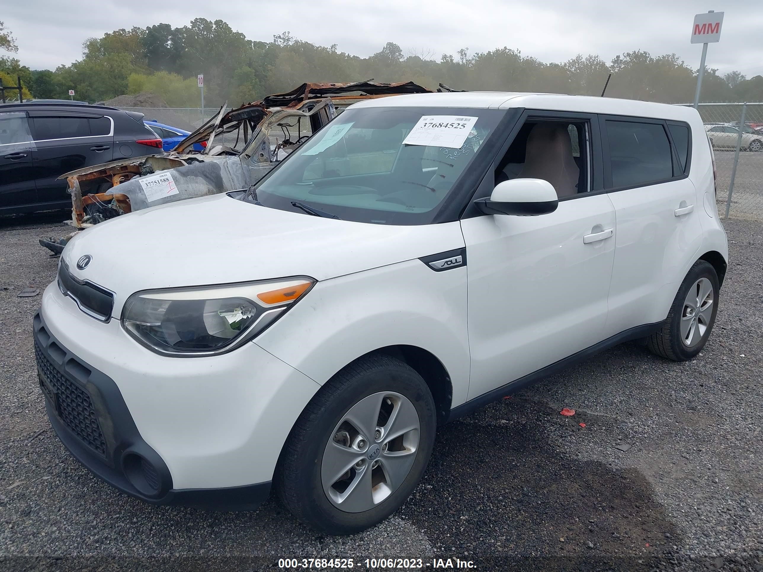 Photo 1 VIN: KNDJN2A29F7233098 - KIA SOUL 