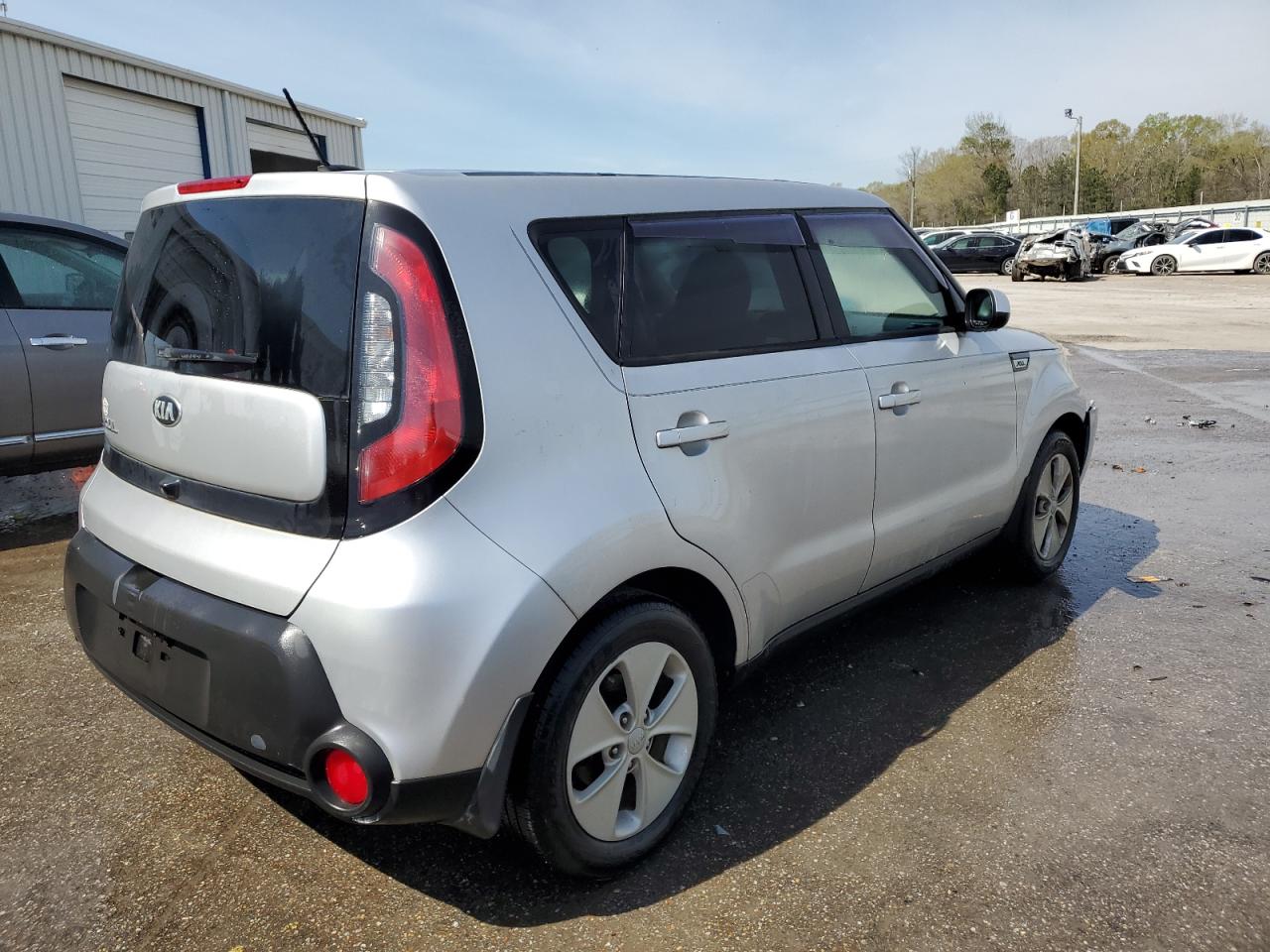 Photo 2 VIN: KNDJN2A29F7752751 - KIA SOUL 