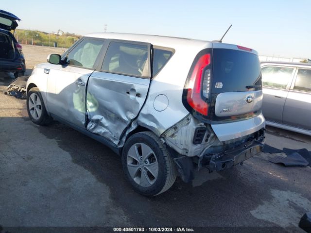 Photo 2 VIN: KNDJN2A29F7769954 - KIA SOUL 