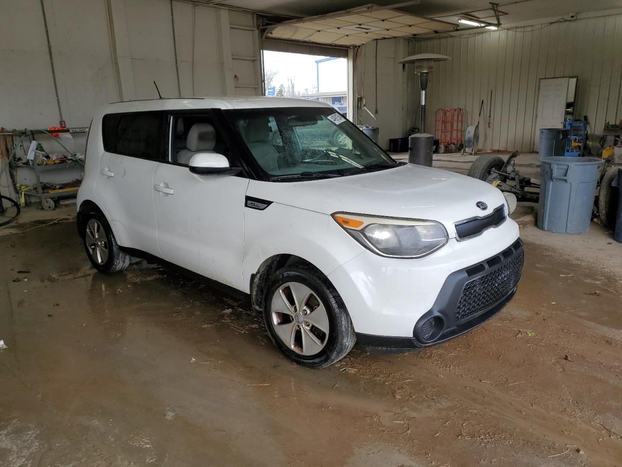 Photo 3 VIN: KNDJN2A29F7774703 - KIA SOUL 