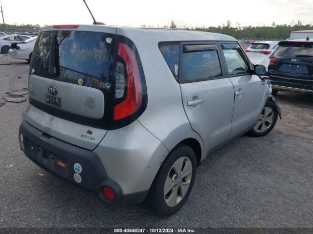 Photo 3 VIN: KNDJN2A29F7779769 - KIA SOUL 